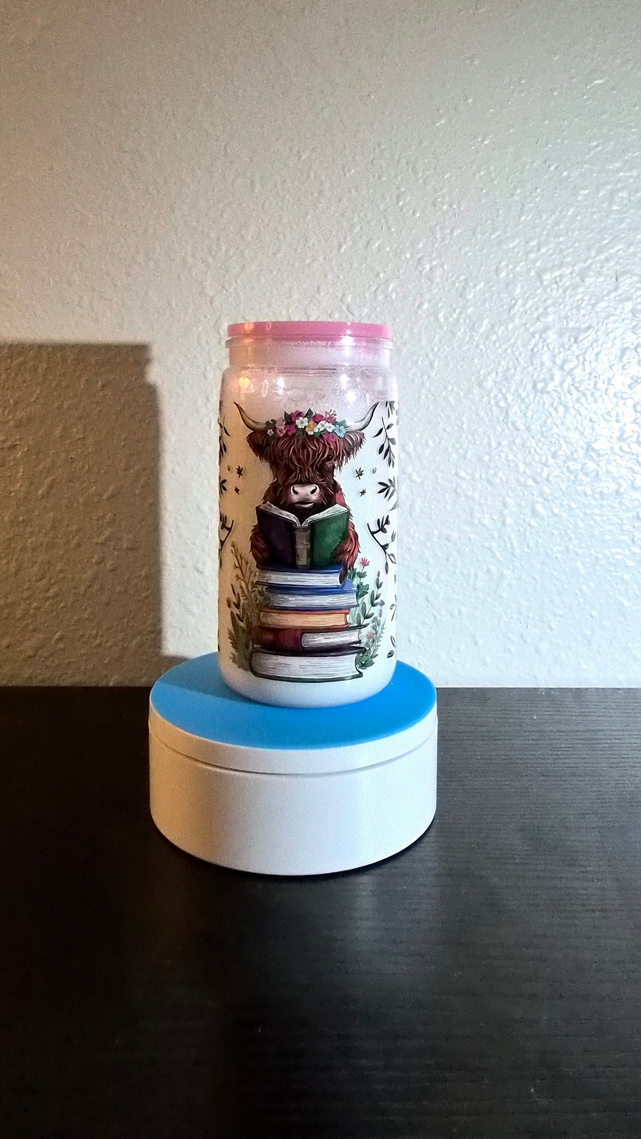 16 Oz floral cow with books